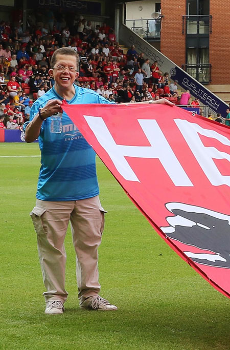 Richard Allsopp - Presenting the Justin Edinburgh Flag to fans of Leyton Orient
